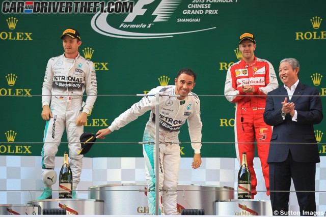 El británico Lewis Hamilton ganó el gran premio de China - La Otra Cara