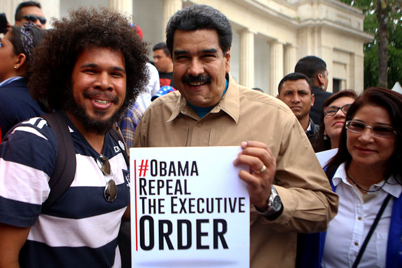 Maduro planea entregarle las firmas a Obama para que derogue el decreto que volvió a Venezzuela una amenaza para Estados Unidos