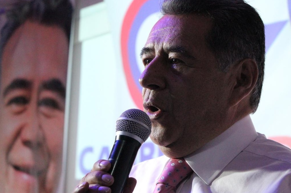El profesor Eleázar González es el candidato favorito en Soacha