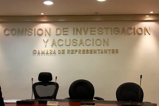 Juan Pablo Duque, el ex empleado del Fiscal, al que los congresistas le rinden pleitesías