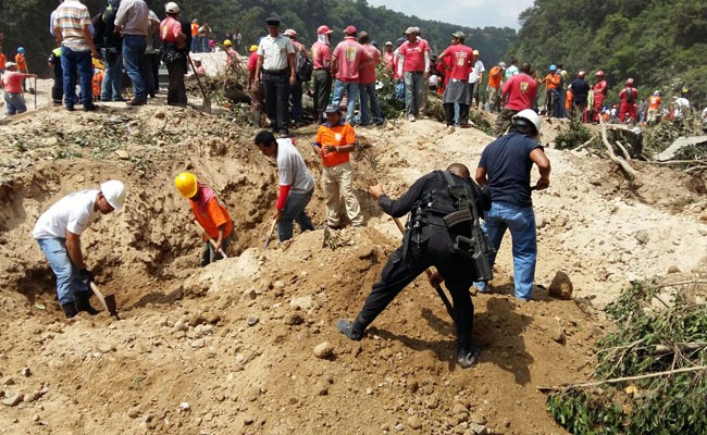 Más de 20 muertos por alud en El Cambray II en Guatemala