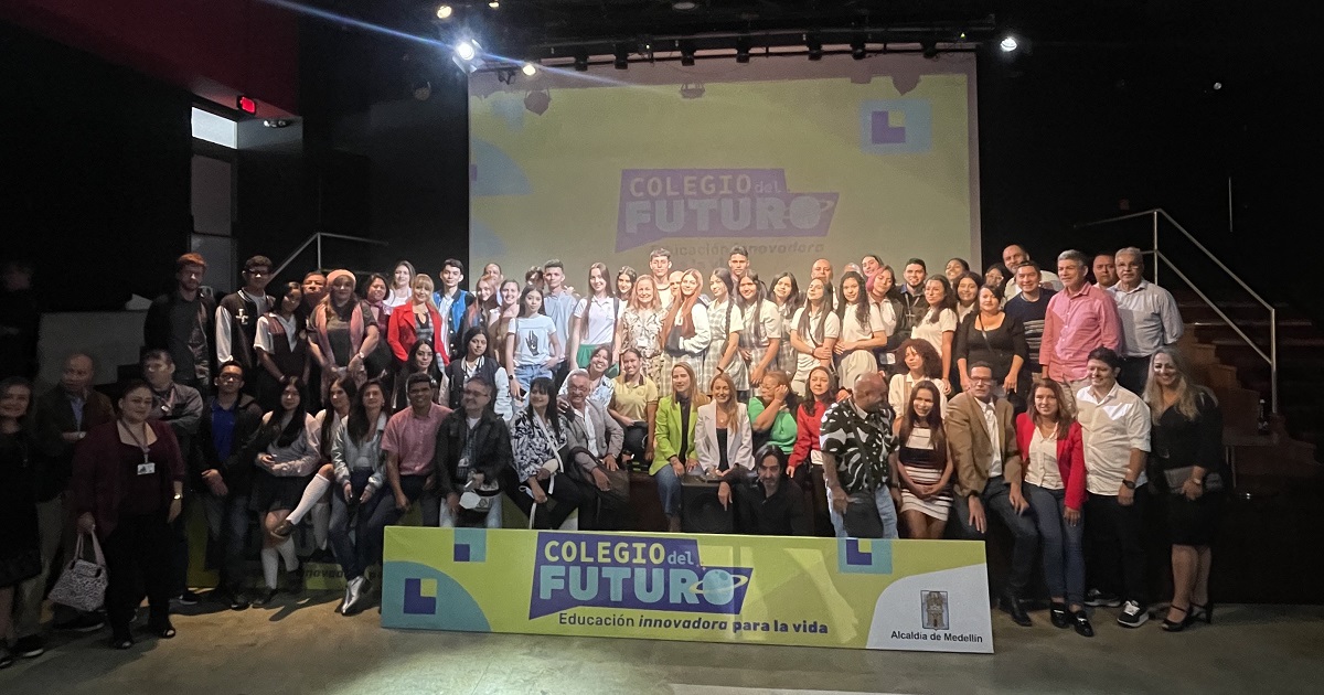 48.420 alumnos se beneficiarán con el proyecto “Colegio del Futuro”, un nuevo hito en la educación de Medellín