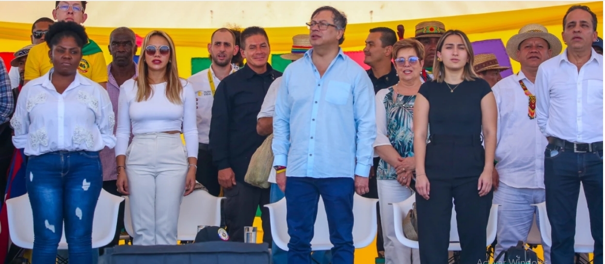 Presidente Gustavo Petro propone una Asamblea Nacional Constituyente en Colombia para cambiar algunas entidades y otros aspectos