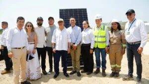 presidente petro inaugura la granja solar de cartagena