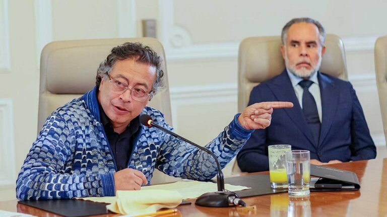 “la consulta popular se firmará ante el pueblo”: presidente petro