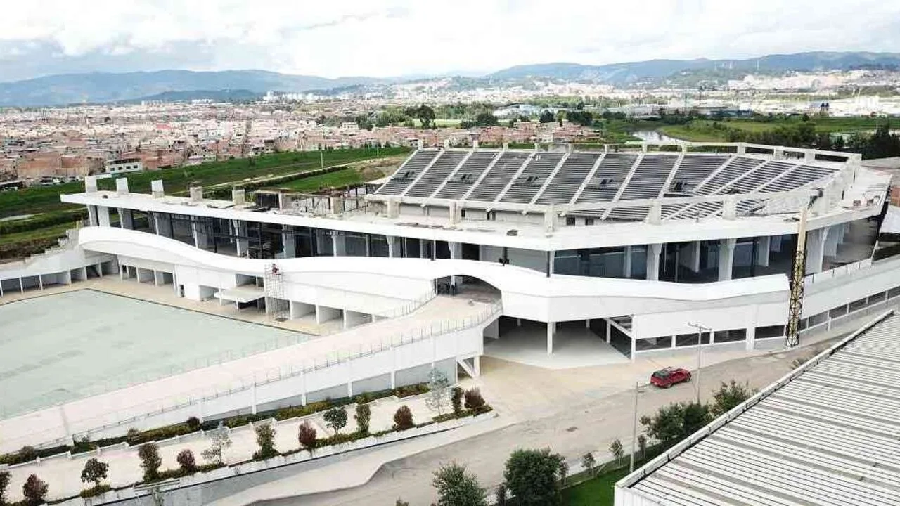 Como hacer dinero sin poner dinero, amenazando e insultando, el caso de la familia Sanabria, beneficiados en el Proyecto Arena Bogotá