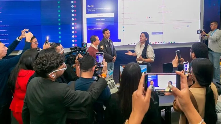 gobierno instala pmu cibernético para proteger las elecciones