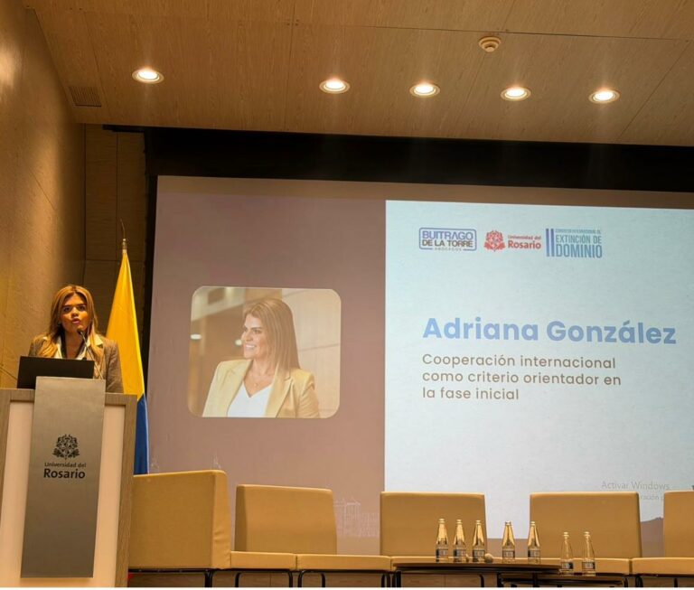 adriana gonzález márquez sobre extincion de dominio